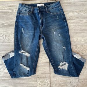Skeeter Distressed Boyfriend Jean 7/28 Vervet Los Angeles
